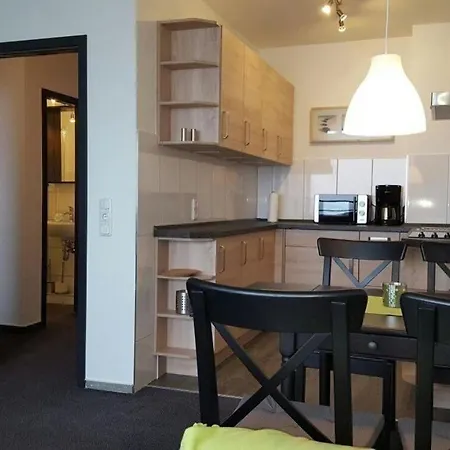 Apartment Strandhotel 42 *
